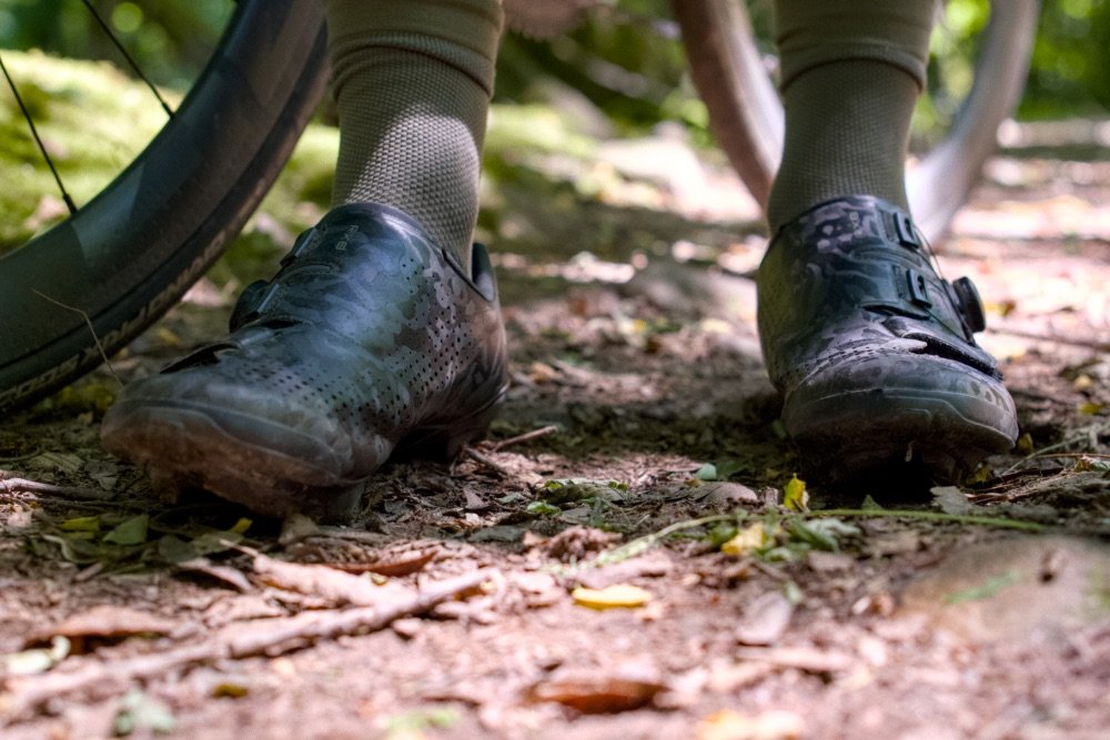 chaussures gravel pour pedales automatiques
