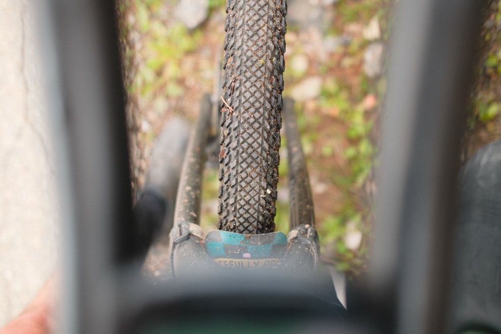 Compatibilité pneu gravel 700x45 avec le cadre – espace nécessaire au montage