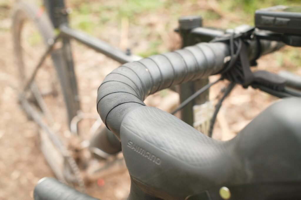 guidoline ENVE 2.5 sur cintre gravel après longue utilisation avec une usure très légère et peu visible